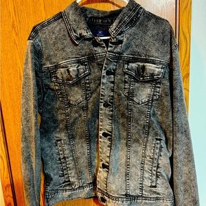 Men’s Grey Jean Jacket